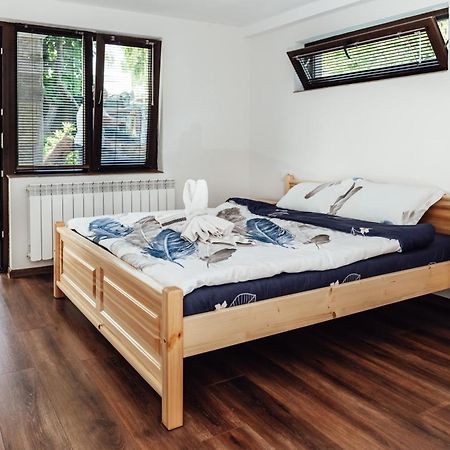 Guesthouse Juli Sapareva Banja Exteriör bild