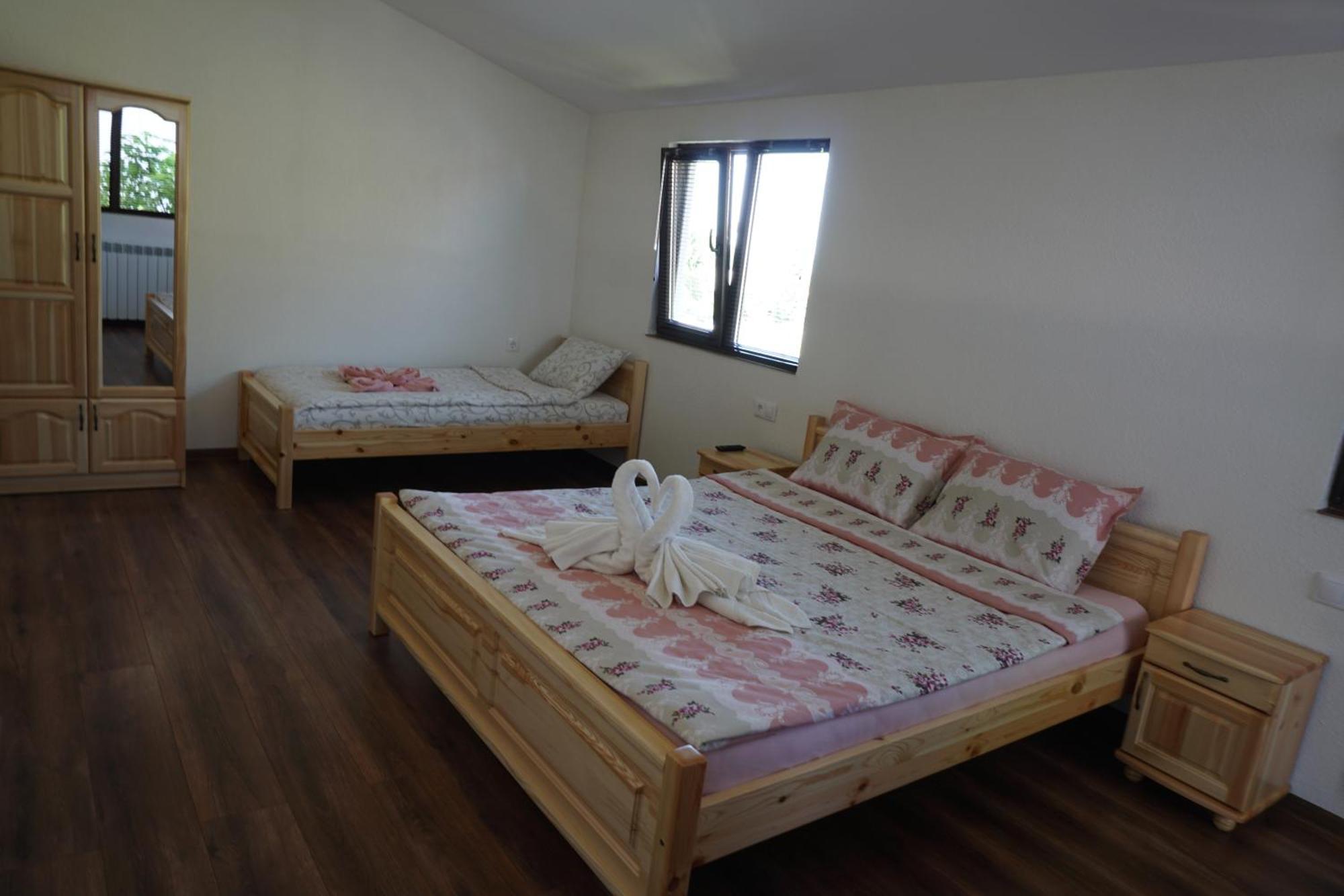 Guesthouse Juli Sapareva Banja Exteriör bild