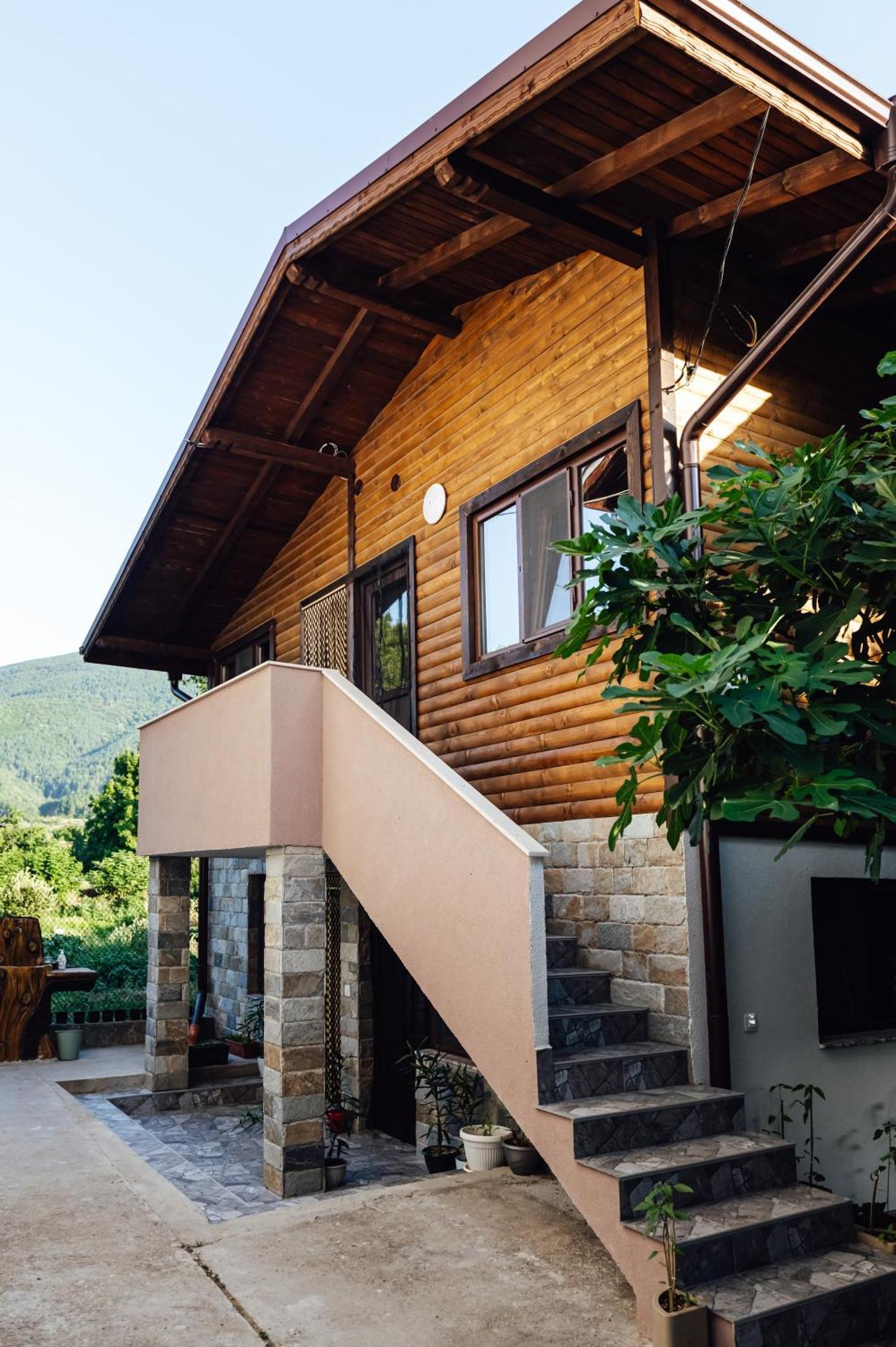 Guesthouse Juli Sapareva Banja Exteriör bild