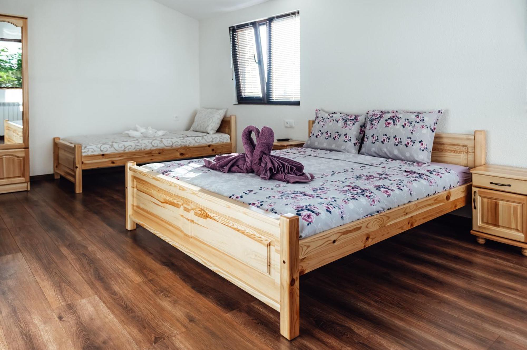 Guesthouse Juli Sapareva Banja Exteriör bild