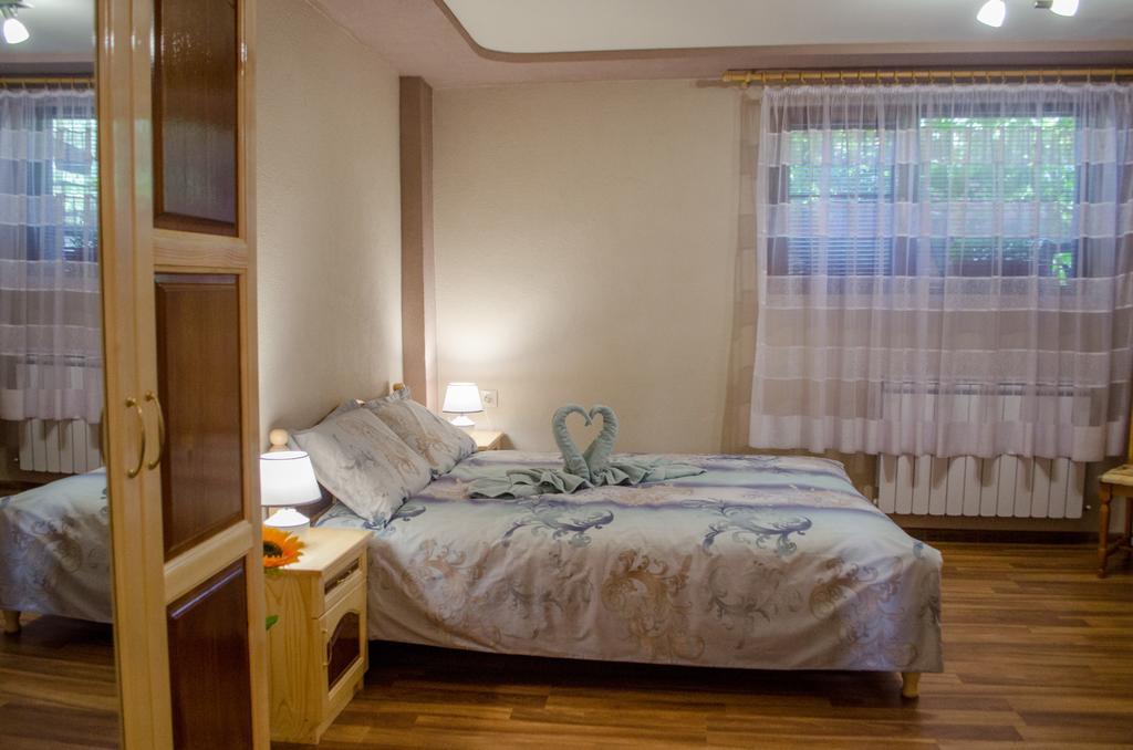 Guesthouse Juli Sapareva Banja Exteriör bild